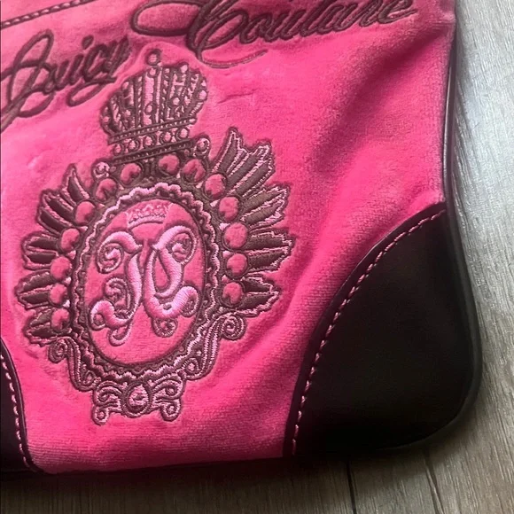 Vintage Juicy Couture Pink and Black Crossbody Bag - Picture 5 of 7
